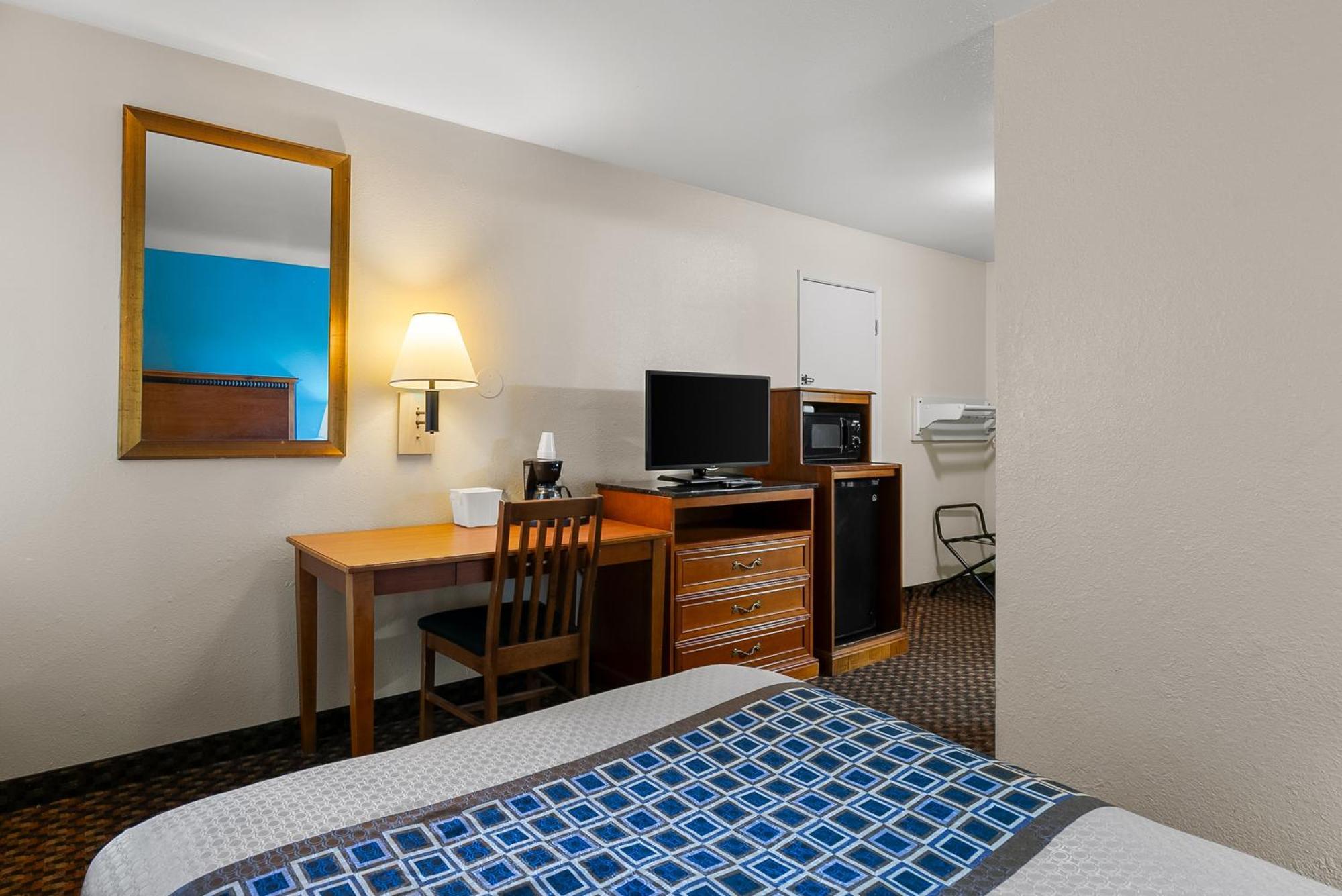 Americas Best Value Inn - Lincoln Airport Extérieur photo